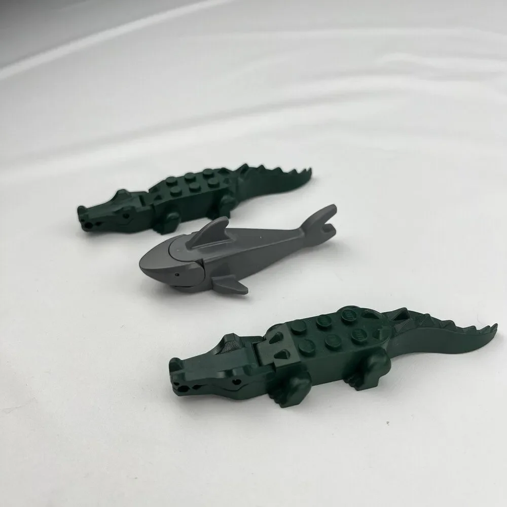 LEGO LOT Of (3) Lego Animals Dark Green Alligator (2) Crocodile And Shark (T1)